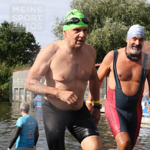 31.08.2025 - Elbe Triathlon Hamburg Luisa Fischer http://msf.ph/oto/8685245 31.08.2025 10:34:16 Schwimmen 1290, 1342 meine-sportfotos.de