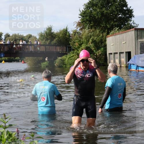 31.08.2025 - Elbe Triathlon Hamburg Luisa Fischer http://msf.ph/oto/8685344 31.08.2025 10:35:48 Schwimmen 1289 meine-sportfotos.de