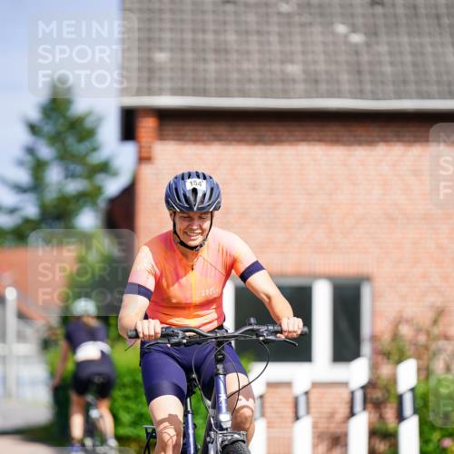31.08.2025 - Elbe Triathlon Hamburg Michael Burmester http://msf.ph/oto/8687469 31.08.2025 15:00:14 Radfahren  meine-sportfotos.de