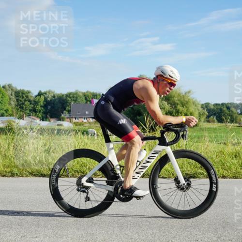 31.08.2025 - Elbe Triathlon Hamburg Michael Burmester http://msf.ph/oto/8687978 31.08.2025 08:35:20 Radfahren 194 meine-sportfotos.de