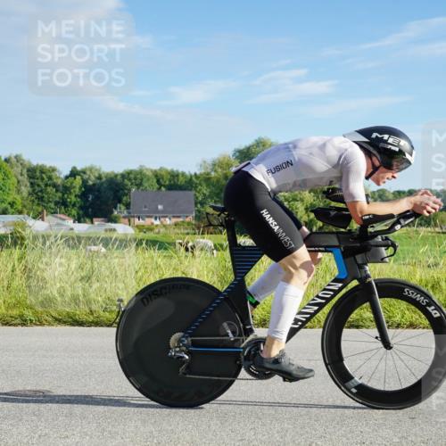 31.08.2025 - Elbe Triathlon Hamburg Michael Burmester http://msf.ph/oto/8687983 31.08.2025 08:36:25 Radfahren 224, 243 meine-sportfotos.de