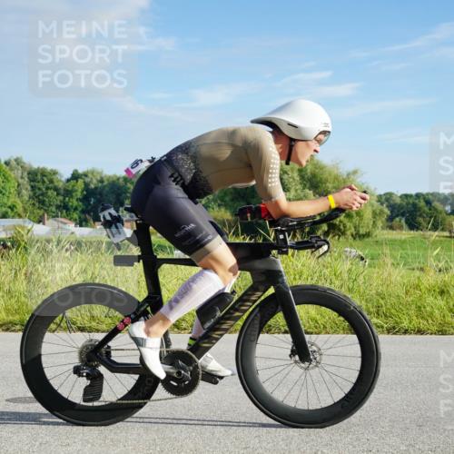 31.08.2025 - Elbe Triathlon Hamburg Michael Burmester http://msf.ph/oto/8687989 31.08.2025 08:37:49 Radfahren 196 meine-sportfotos.de