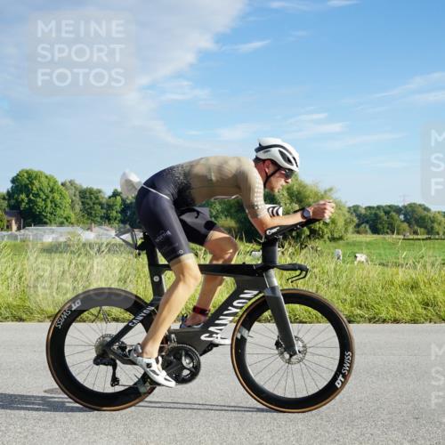 31.08.2025 - Elbe Triathlon Hamburg Michael Burmester http://msf.ph/oto/8688000 31.08.2025 08:39:22 Radfahren 191, 200, 209, 232, 238 meine-sportfotos.de