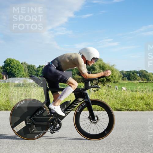 31.08.2025 - Elbe Triathlon Hamburg Michael Burmester http://msf.ph/oto/8688003 31.08.2025 08:39:23 Radfahren 191, 200, 209, 232, 238 meine-sportfotos.de