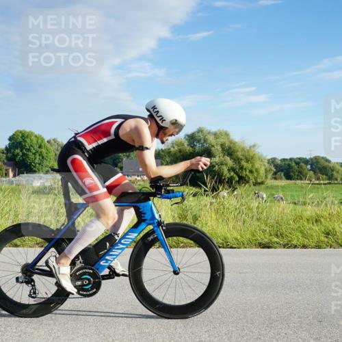 31.08.2025 - Elbe Triathlon Hamburg Michael Burmester http://msf.ph/oto/8688014 31.08.2025 08:39:49 Radfahren 229, 242 meine-sportfotos.de