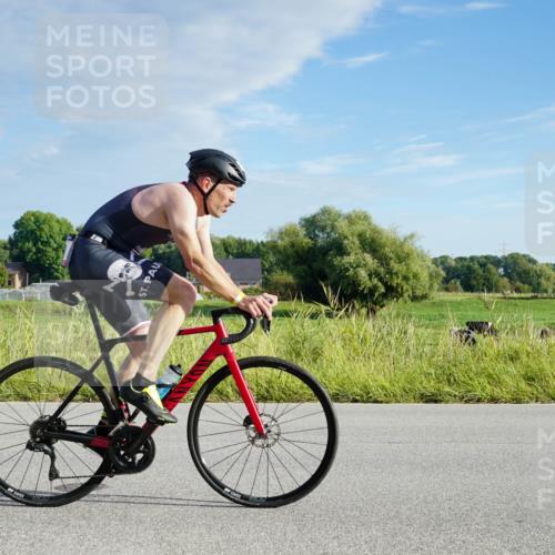 31.08.2025 - Elbe Triathlon Hamburg Michael Burmester http://msf.ph/oto/8688050 31.08.2025 08:41:59 Radfahren 180, 182 meine-sportfotos.de