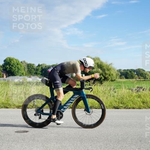 31.08.2025 - Elbe Triathlon Hamburg Michael Burmester http://msf.ph/oto/8688060 31.08.2025 08:42:35 Radfahren 207 meine-sportfotos.de