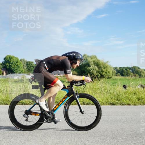 31.08.2025 - Elbe Triathlon Hamburg Michael Burmester http://msf.ph/oto/8688068 31.08.2025 08:43:24 Radfahren 181 meine-sportfotos.de