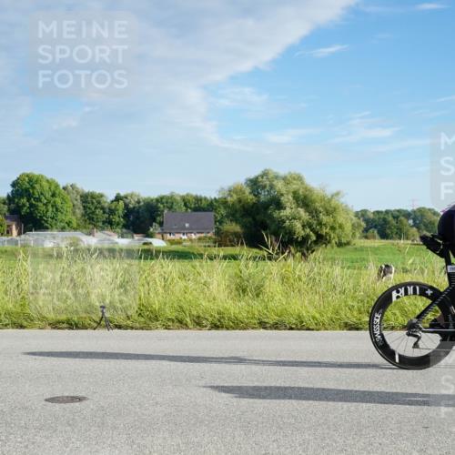 31.08.2025 - Elbe Triathlon Hamburg Michael Burmester http://msf.ph/oto/8688077 31.08.2025 08:43:57 Radfahren 199, 216 meine-sportfotos.de
