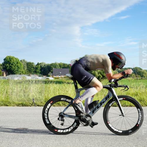 31.08.2025 - Elbe Triathlon Hamburg Michael Burmester http://msf.ph/oto/8688125 31.08.2025 08:47:33 Radfahren 206 meine-sportfotos.de