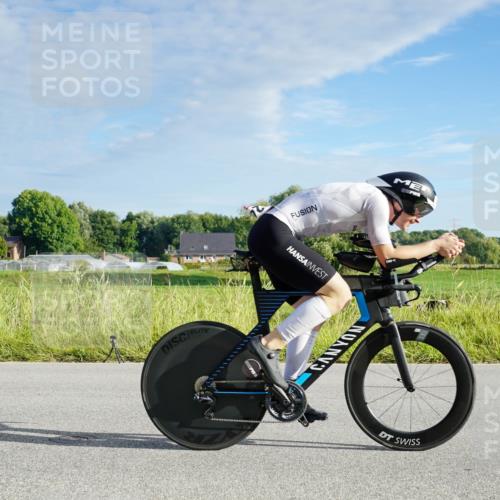 31.08.2025 - Elbe Triathlon Hamburg Michael Burmester http://msf.ph/oto/8688134 31.08.2025 08:48:07 Radfahren 170, 213, 243, 274 meine-sportfotos.de