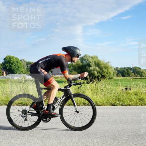 31.08.2025 - Elbe Triathlon Hamburg Michael Burmester http://msf.ph/oto/8688136 31.08.2025 08:48:12 Radfahren 170, 213, 224 meine-sportfotos.de