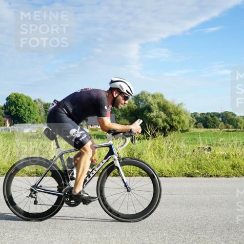 31.08.2025 - Elbe Triathlon Hamburg Michael Burmester http://msf.ph/oto/8688143 31.08.2025 08:48:27 Radfahren 183 meine-sportfotos.de