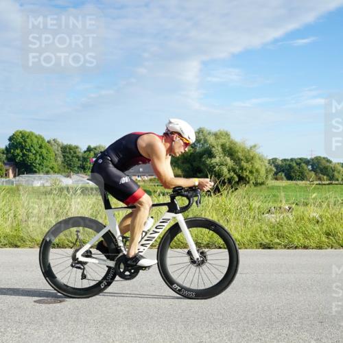 31.08.2025 - Elbe Triathlon Hamburg Michael Burmester http://msf.ph/oto/8688146 31.08.2025 08:48:49 Radfahren 194 meine-sportfotos.de