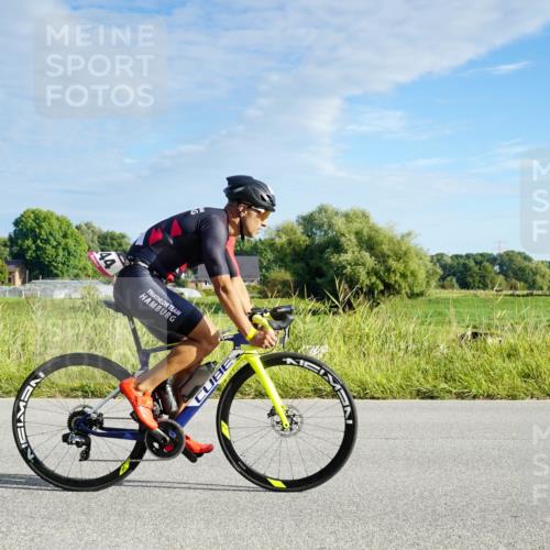 31.08.2025 - Elbe Triathlon Hamburg Michael Burmester http://msf.ph/oto/8688168 31.08.2025 08:50:02 Radfahren 244 meine-sportfotos.de