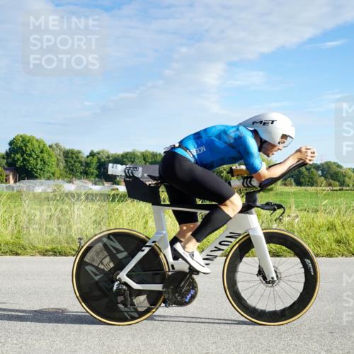 31.08.2025 - Elbe Triathlon Hamburg Michael Burmester http://msf.ph/oto/8688180 31.08.2025 08:50:28 Radfahren 186, 214, 223 meine-sportfotos.de