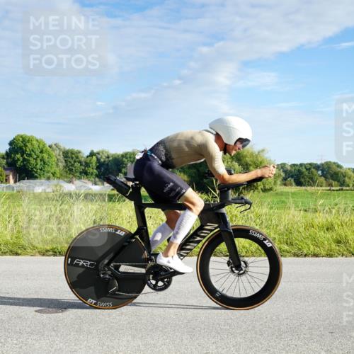 31.08.2025 - Elbe Triathlon Hamburg Michael Burmester http://msf.ph/oto/8688192 31.08.2025 08:51:43 Radfahren 200, 209, 232, 238, 332 meine-sportfotos.de