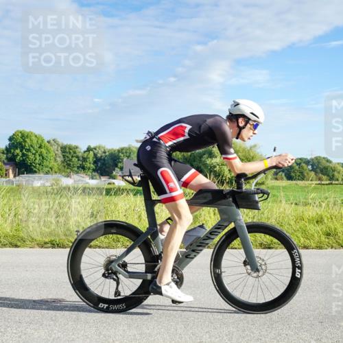 31.08.2025 - Elbe Triathlon Hamburg Michael Burmester http://msf.ph/oto/8688196 31.08.2025 08:51:45 Radfahren 200, 209, 232, 238, 332 meine-sportfotos.de