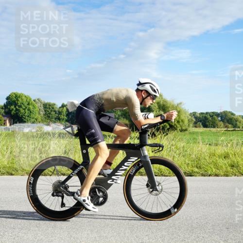 31.08.2025 - Elbe Triathlon Hamburg Michael Burmester http://msf.ph/oto/8688200 31.08.2025 08:51:46 Radfahren 200, 209, 232, 238, 332 meine-sportfotos.de