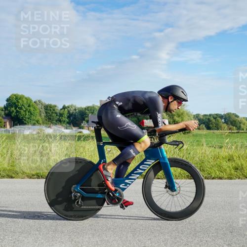 31.08.2025 - Elbe Triathlon Hamburg Michael Burmester http://msf.ph/oto/8688217 31.08.2025 08:53:00 Radfahren 230 meine-sportfotos.de
