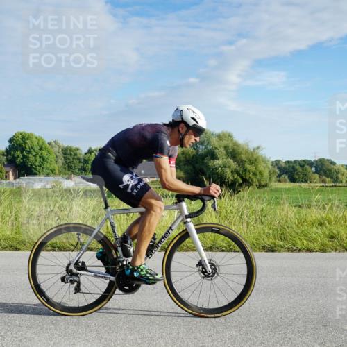 31.08.2025 - Elbe Triathlon Hamburg Michael Burmester http://msf.ph/oto/8688222 31.08.2025 08:53:18 Radfahren 172, 343 meine-sportfotos.de