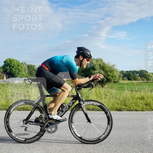 31.08.2025 - Elbe Triathlon Hamburg Michael Burmester http://msf.ph/oto/8688226 31.08.2025 08:53:26 Radfahren 189, 196, 225, 314, 340, 344, 381 meine-sportfotos.de
