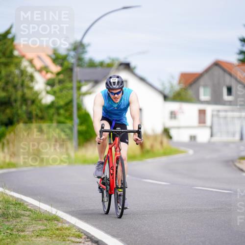 31.08.2025 - Elbe Triathlon Hamburg Michael Burmester http://msf.ph/oto/8688230 31.08.2025 15:38:55 Radfahren  meine-sportfotos.de