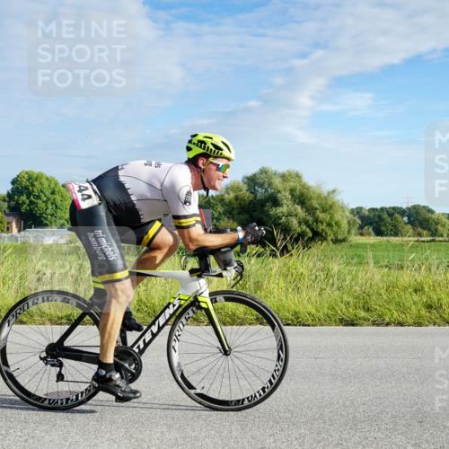 31.08.2025 - Elbe Triathlon Hamburg Michael Burmester http://msf.ph/oto/8688238 31.08.2025 08:53:31 Radfahren 196, 219, 225, 272, 314, 340, 344 meine-sportfotos.de
