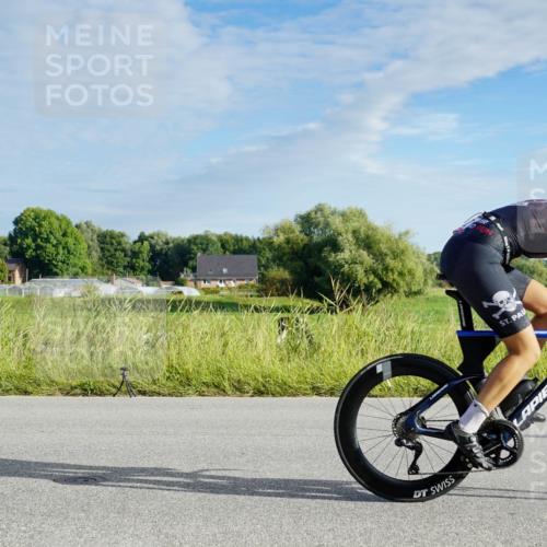 31.08.2025 - Elbe Triathlon Hamburg Michael Burmester http://msf.ph/oto/8688257 31.08.2025 08:53:49 Radfahren 252, 342 meine-sportfotos.de