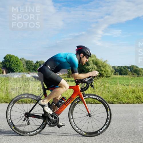 31.08.2025 - Elbe Triathlon Hamburg Michael Burmester http://msf.ph/oto/8688268 31.08.2025 08:54:16 Radfahren 208, 211, 257, 375 meine-sportfotos.de