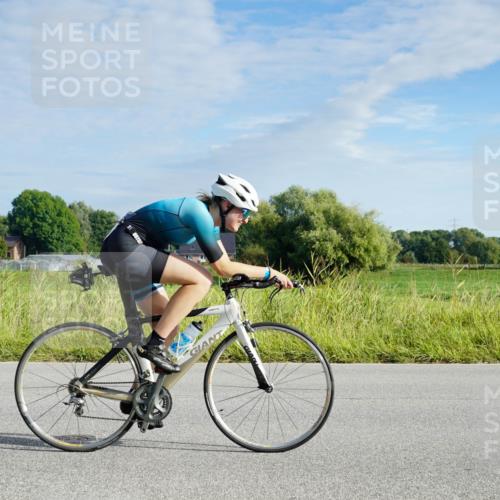 31.08.2025 - Elbe Triathlon Hamburg Michael Burmester http://msf.ph/oto/8688290 31.08.2025 08:55:14 Radfahren 227, 231 meine-sportfotos.de