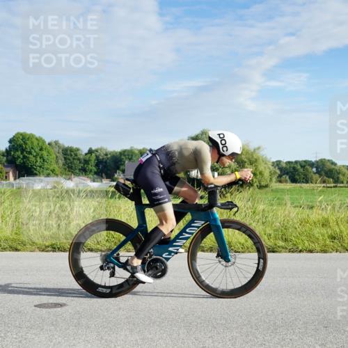 31.08.2025 - Elbe Triathlon Hamburg Michael Burmester http://msf.ph/oto/8688301 31.08.2025 08:55:41 Radfahren 207, 237, 335 meine-sportfotos.de