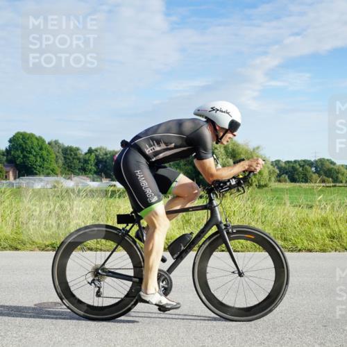 31.08.2025 - Elbe Triathlon Hamburg Michael Burmester http://msf.ph/oto/8688312 31.08.2025 08:56:01 Radfahren 166, 313 meine-sportfotos.de
