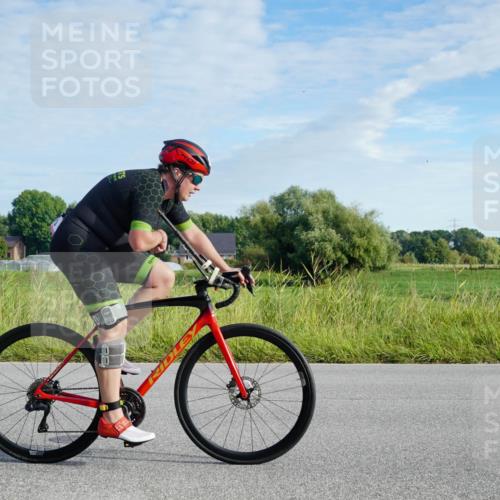 31.08.2025 - Elbe Triathlon Hamburg Michael Burmester http://msf.ph/oto/8688341 31.08.2025 08:56:53 Radfahren 195, 286, 320, 321 meine-sportfotos.de