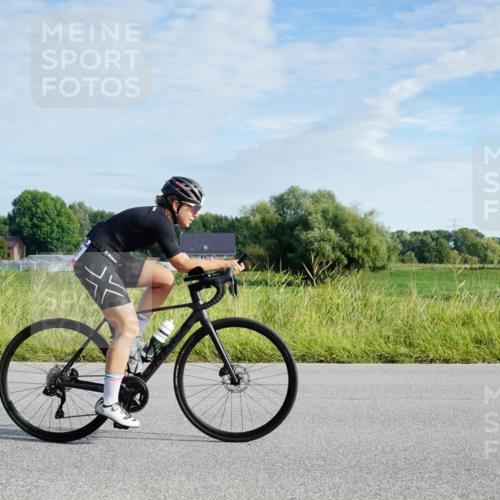 31.08.2025 - Elbe Triathlon Hamburg Michael Burmester http://msf.ph/oto/8688352 31.08.2025 08:57:11 Radfahren 185, 198, 246, 298, 309, 348 meine-sportfotos.de