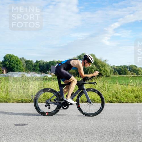 31.08.2025 - Elbe Triathlon Hamburg Michael Burmester http://msf.ph/oto/8688357 31.08.2025 08:57:15 Radfahren 185, 246, 298, 309, 348 meine-sportfotos.de