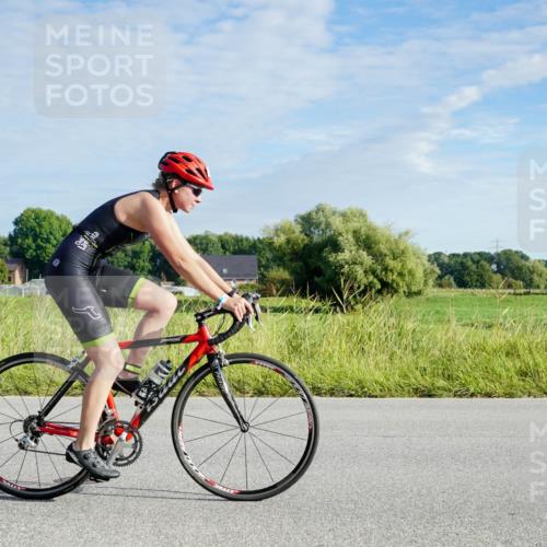 31.08.2025 - Elbe Triathlon Hamburg Michael Burmester http://msf.ph/oto/8688398 31.08.2025 08:58:12 Radfahren 212, 291, 292, 305, 337, 347, 351, 366 meine-sportfotos.de