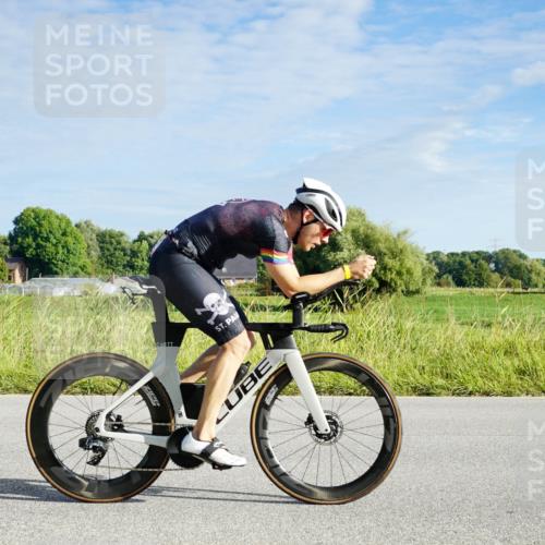 31.08.2025 - Elbe Triathlon Hamburg Michael Burmester http://msf.ph/oto/8688456 31.08.2025 08:59:19 Radfahren 174, 175, 216, 233, 357 meine-sportfotos.de