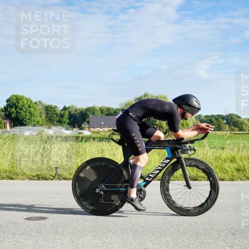 31.08.2025 - Elbe Triathlon Hamburg Michael Burmester http://msf.ph/oto/8688485 31.08.2025 09:00:14 Radfahren 224, 285, 355, 377 meine-sportfotos.de