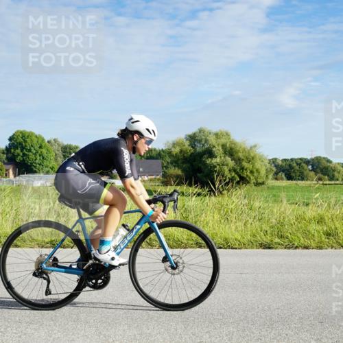31.08.2025 - Elbe Triathlon Hamburg Michael Burmester http://msf.ph/oto/8688507 31.08.2025 09:01:24 Radfahren 294, 315, 345 meine-sportfotos.de