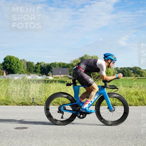 31.08.2025 - Elbe Triathlon Hamburg Michael Burmester http://msf.ph/oto/8688510 31.08.2025 09:01:25 Radfahren 294, 345 meine-sportfotos.de