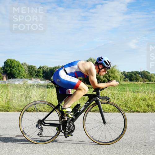 31.08.2025 - Elbe Triathlon Hamburg Michael Burmester http://msf.ph/oto/8688541 31.08.2025 09:02:10 Radfahren 312, 354, 467 meine-sportfotos.de