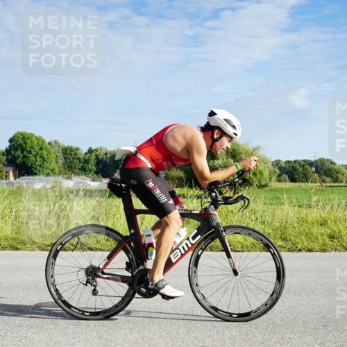 31.08.2025 - Elbe Triathlon Hamburg Michael Burmester http://msf.ph/oto/8688552 31.08.2025 09:02:26 Radfahren 165, 170, 186, 205, 213, 333, 363, 455 meine-sportfotos.de