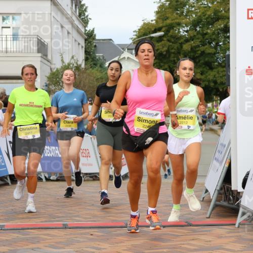 31.08.2025 - 21. Blankeneser Heldenlauf Strokosch-Dieckow http://msf.ph/oto/8688565 31.08.2025 10:29:02 Ziel 2719, 2246, 2035, 2457, 2212, 2143, 2230, 2381 meine-sportfotos.de