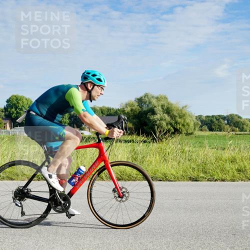 31.08.2025 - Elbe Triathlon Hamburg Michael Burmester http://msf.ph/oto/8688573 31.08.2025 09:03:31 Radfahren 222, 380 meine-sportfotos.de