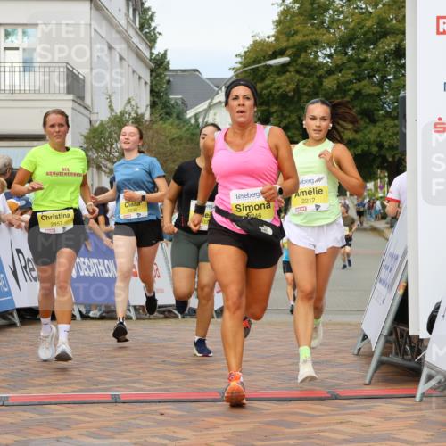 31.08.2025 - 21. Blankeneser Heldenlauf Strokosch-Dieckow http://msf.ph/oto/8688594 31.08.2025 10:29:02 Ziel 2719, 2246, 2035, 2457, 2212, 2143, 2230, 2381 meine-sportfotos.de