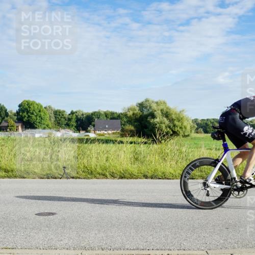 31.08.2025 - Elbe Triathlon Hamburg Michael Burmester http://msf.ph/oto/8688614 31.08.2025 09:04:56 Radfahren 214, 230, 319, 476 meine-sportfotos.de