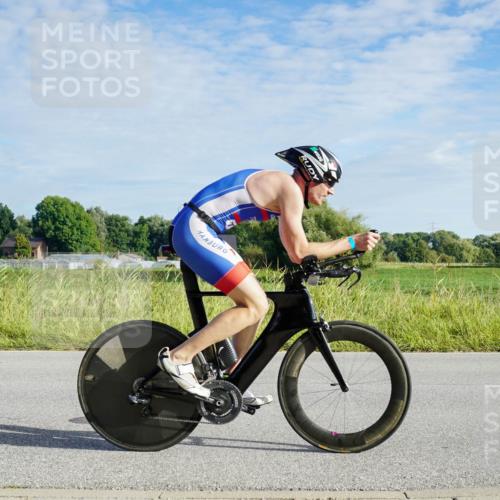 31.08.2025 - Elbe Triathlon Hamburg Michael Burmester http://msf.ph/oto/8688635 31.08.2025 09:05:29 Radfahren 352 meine-sportfotos.de