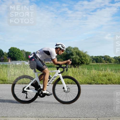 31.08.2025 - Elbe Triathlon Hamburg Michael Burmester http://msf.ph/oto/8688640 31.08.2025 09:06:04 Radfahren 189, 228, 343, 369, 392 meine-sportfotos.de