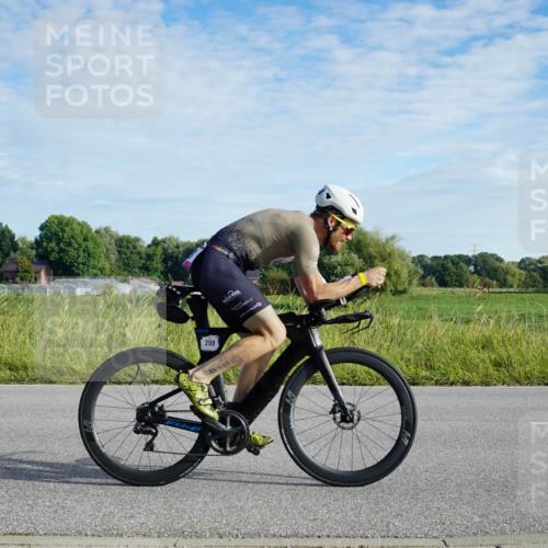 31.08.2025 - Elbe Triathlon Hamburg Michael Burmester http://msf.ph/oto/8688669 31.08.2025 09:07:06 Radfahren 208, 211, 314, 340 meine-sportfotos.de